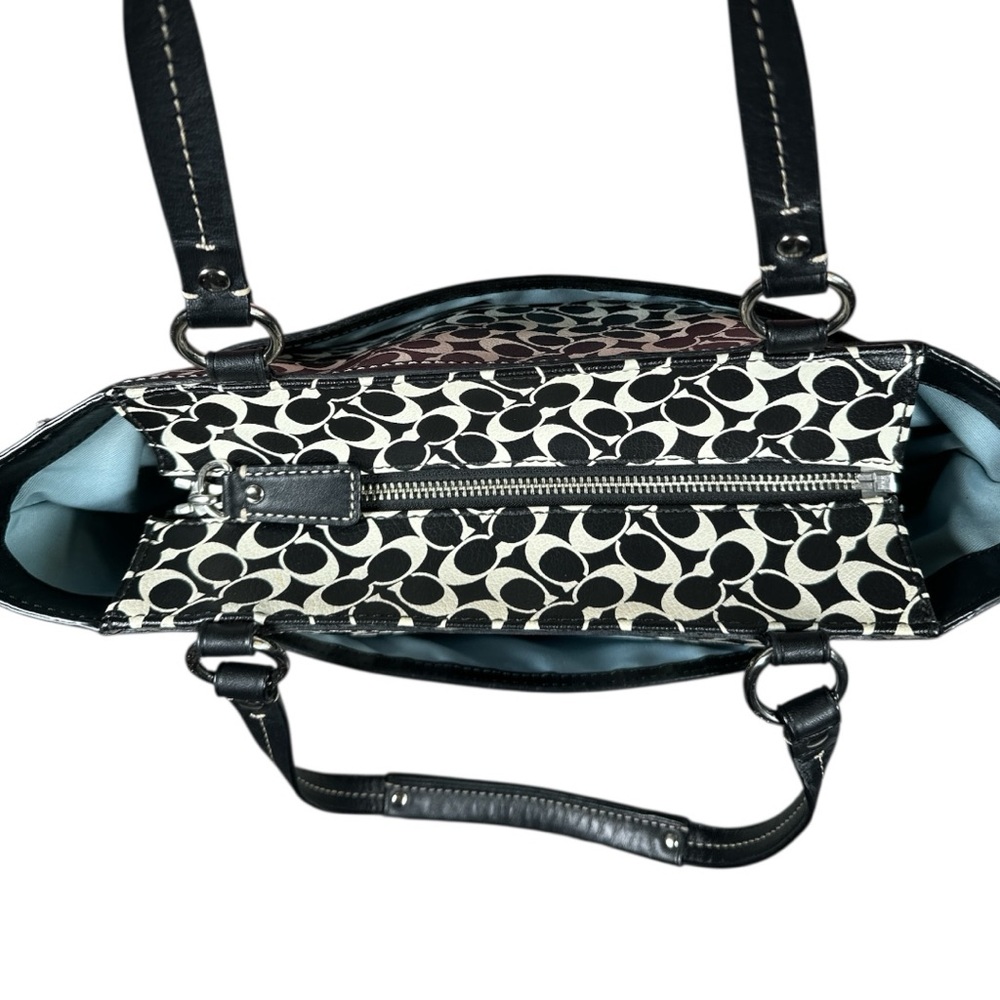 Coach Chelsea Heritage Signature Tote EUC - Picture 9 of 15